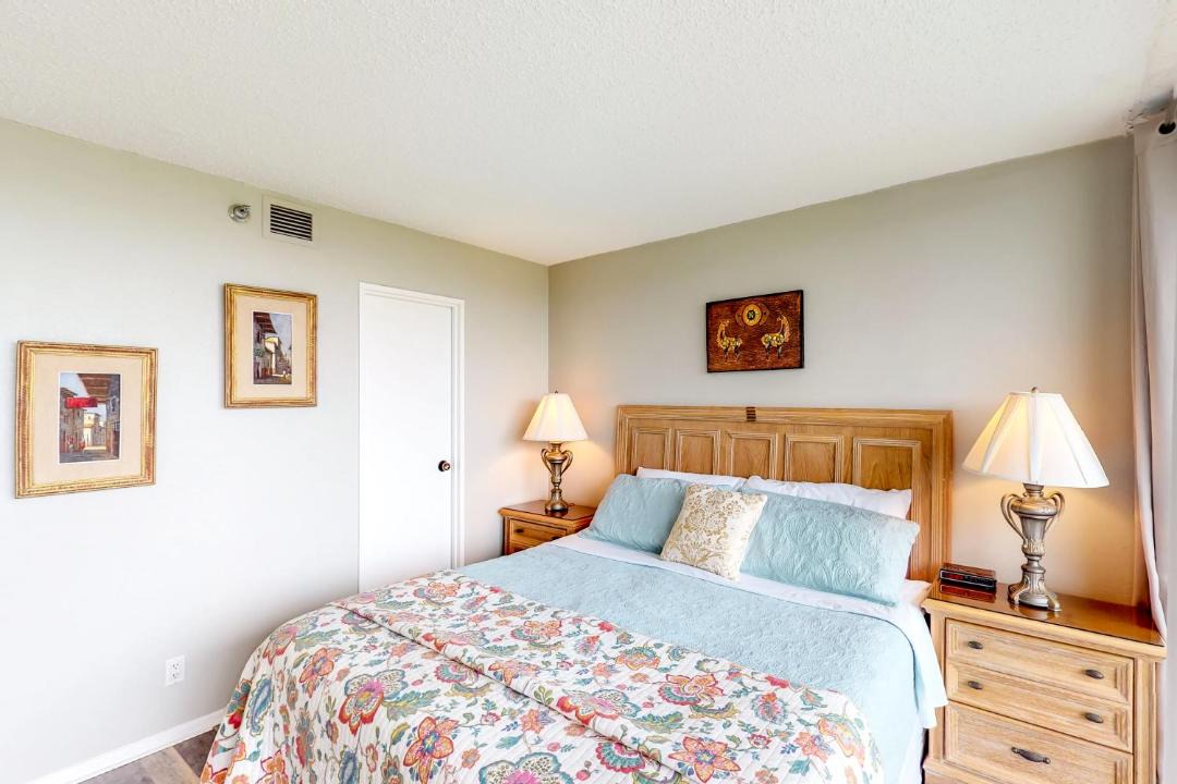 Photo of Bedroom in Galveston