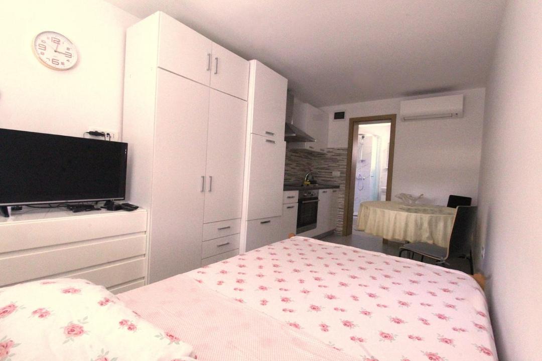 Photo of Bedroom in Basanija