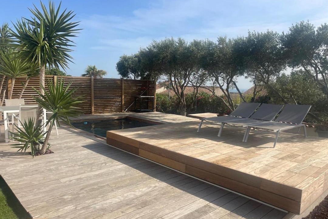 Photo of Others in Ensues-la-Redonne