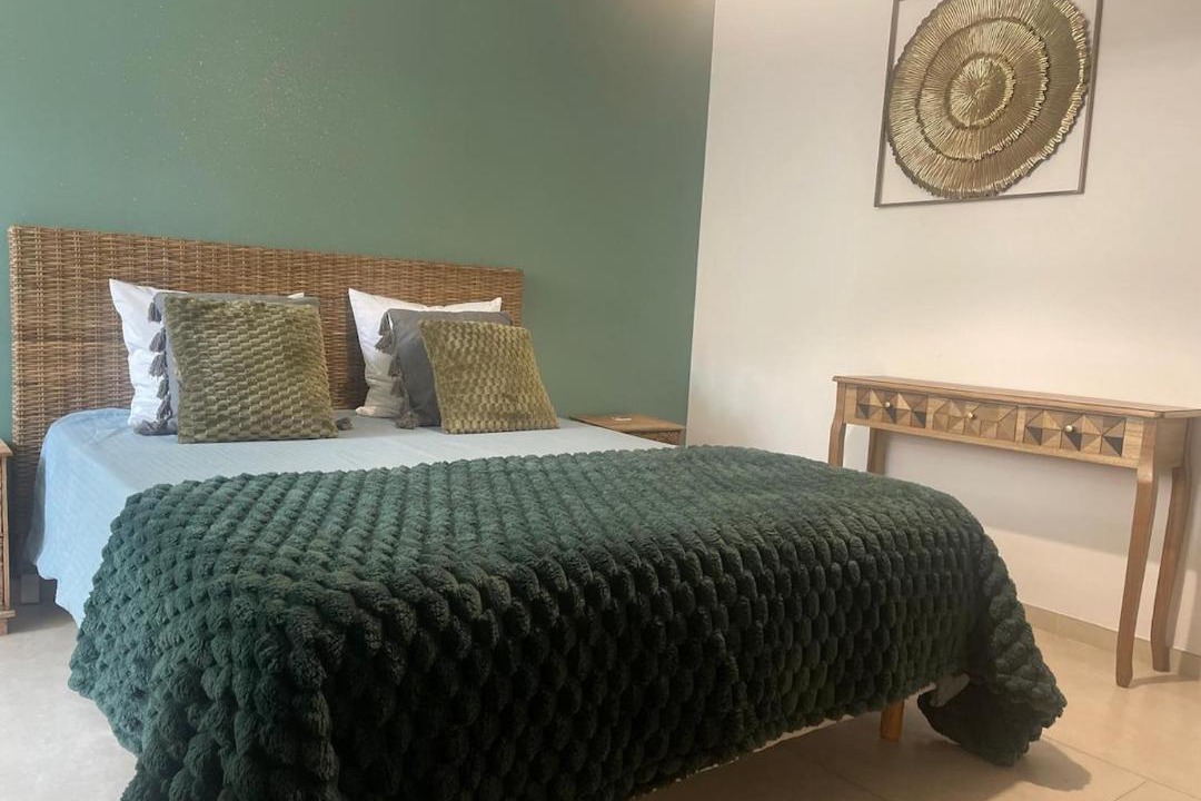 Photo of Bedroom in Ensues-la-Redonne