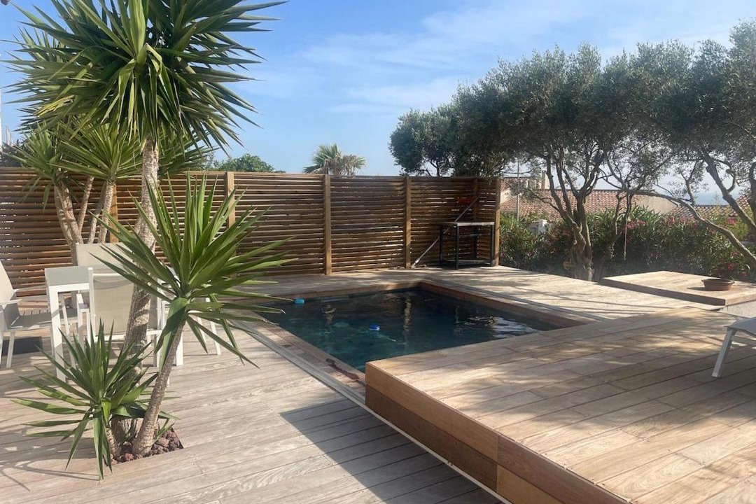 Photo of Others in Ensues-la-Redonne