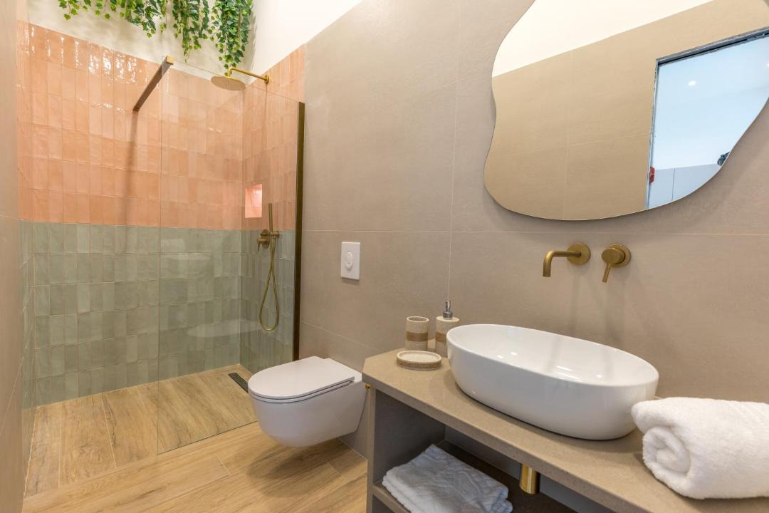 Photo of Bathroom in Pile
