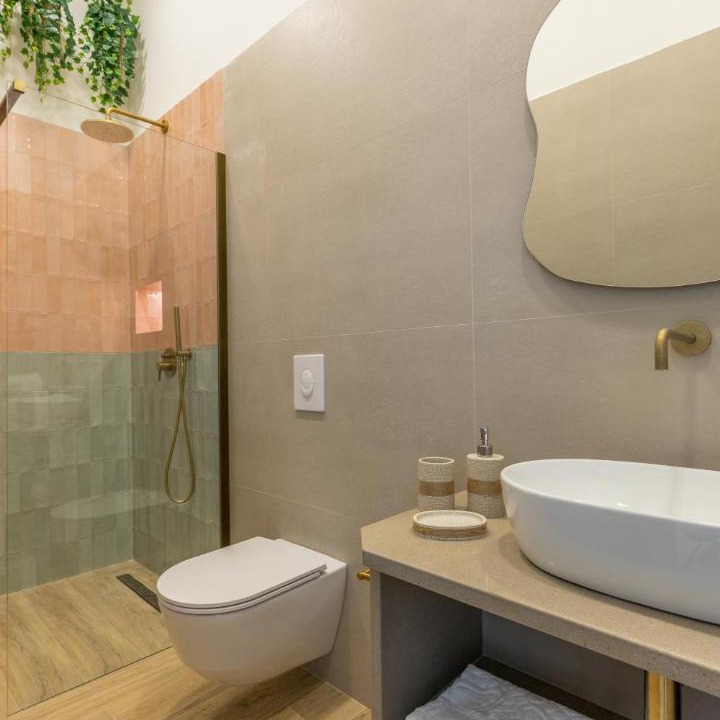 Photo of Bathroom in Pile