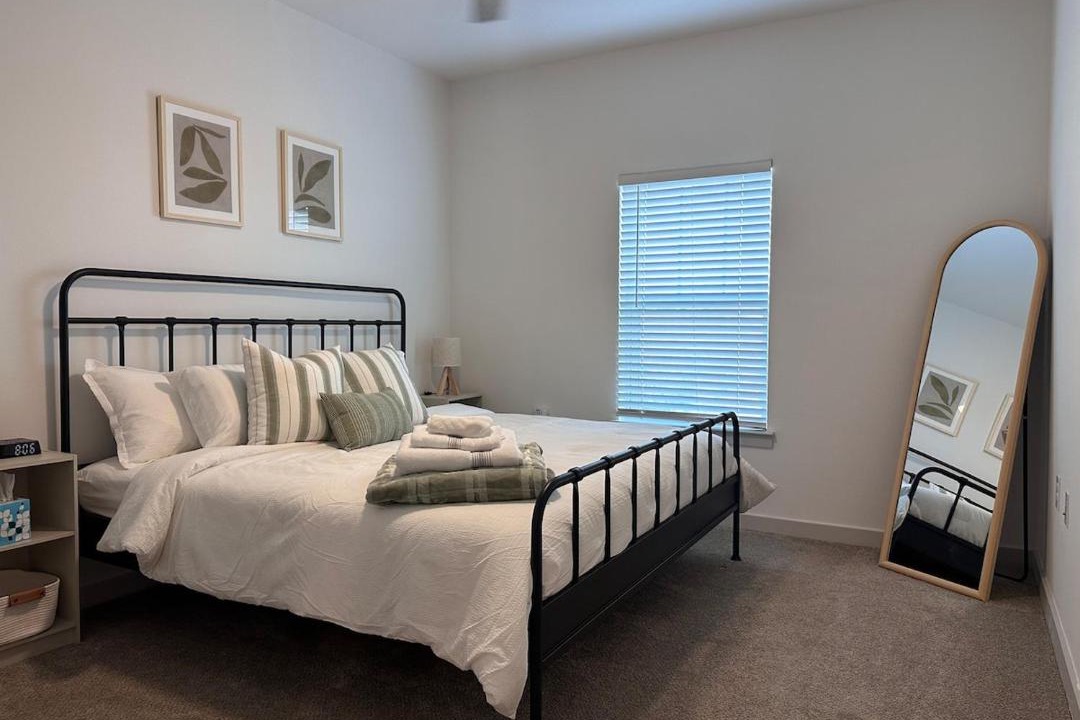 Photo of Bedroom in Bay Lake