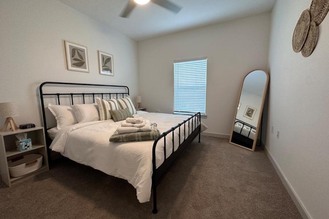 Photo of Bedroom in Bay Lake