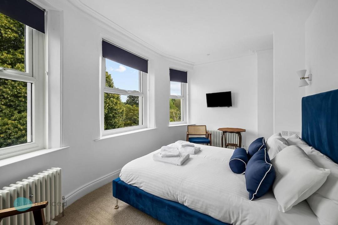 Photo of Others in Barbican