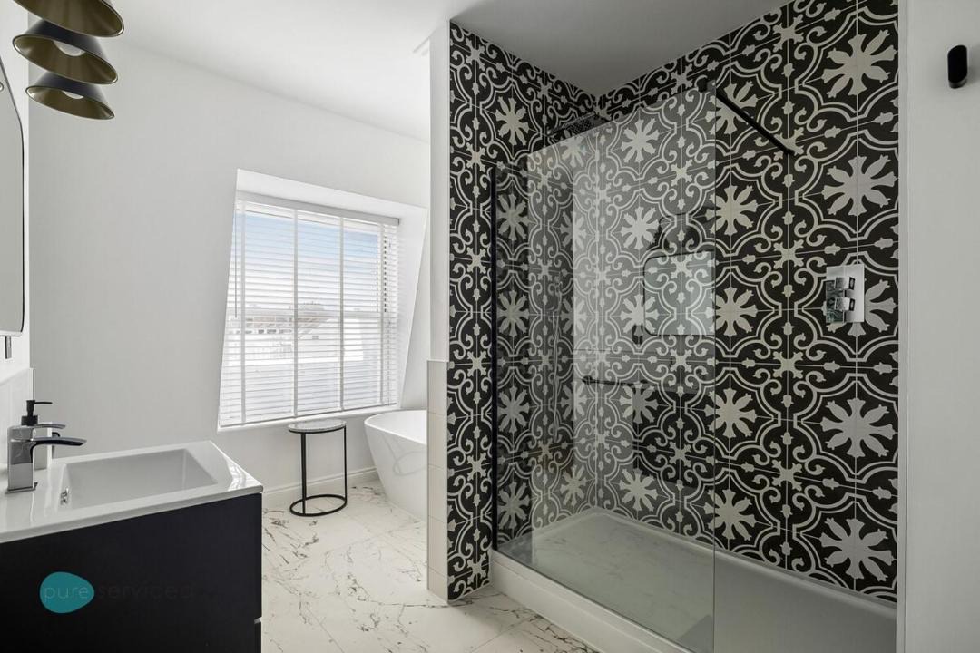 Photo of Others in Barbican