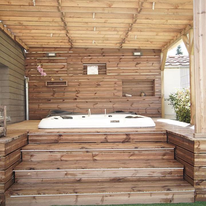 Photo of Others in Moneteau