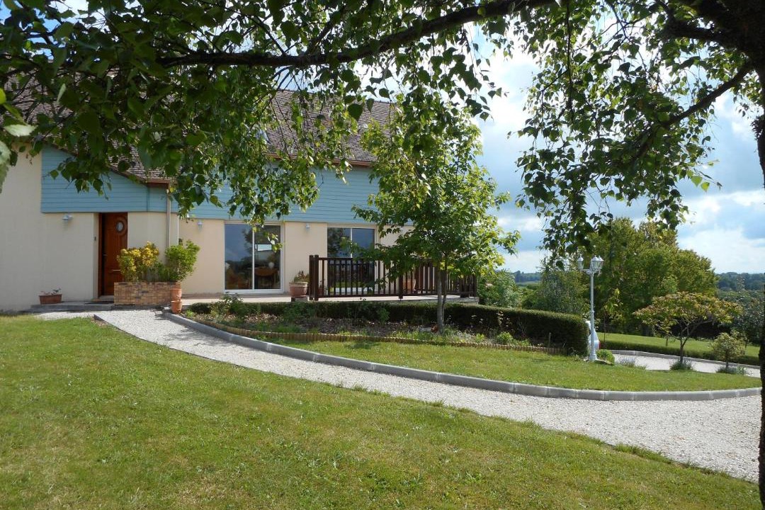 Photo of Others in Gandelain