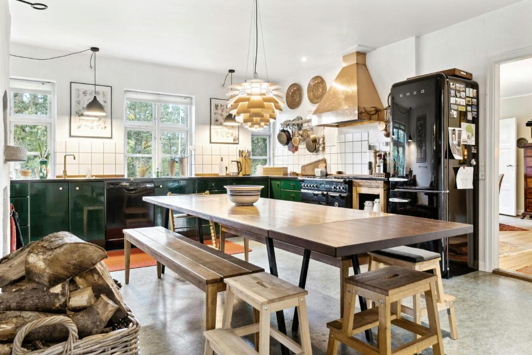 Photo of Others in Lyo By