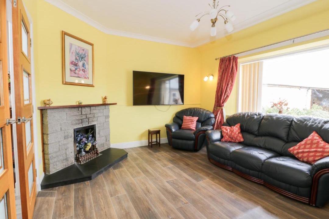 Photo of Others in Lanark