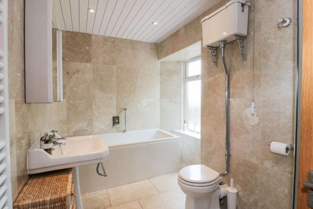 Photo of Bathroom in Lanark