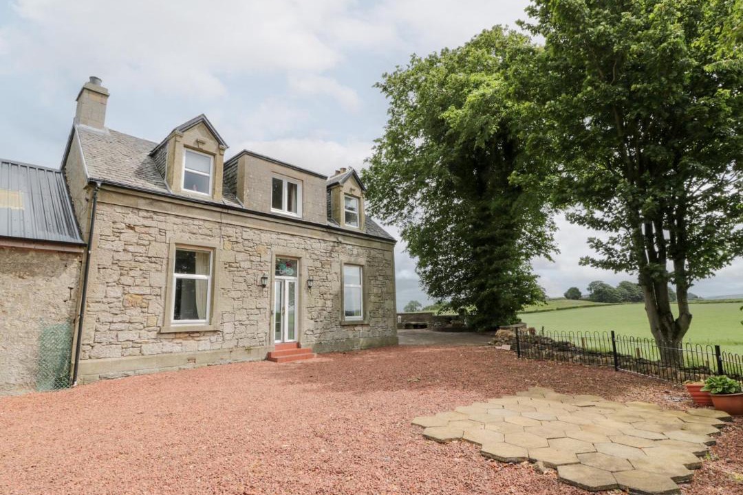 Photo of Others in Lanark