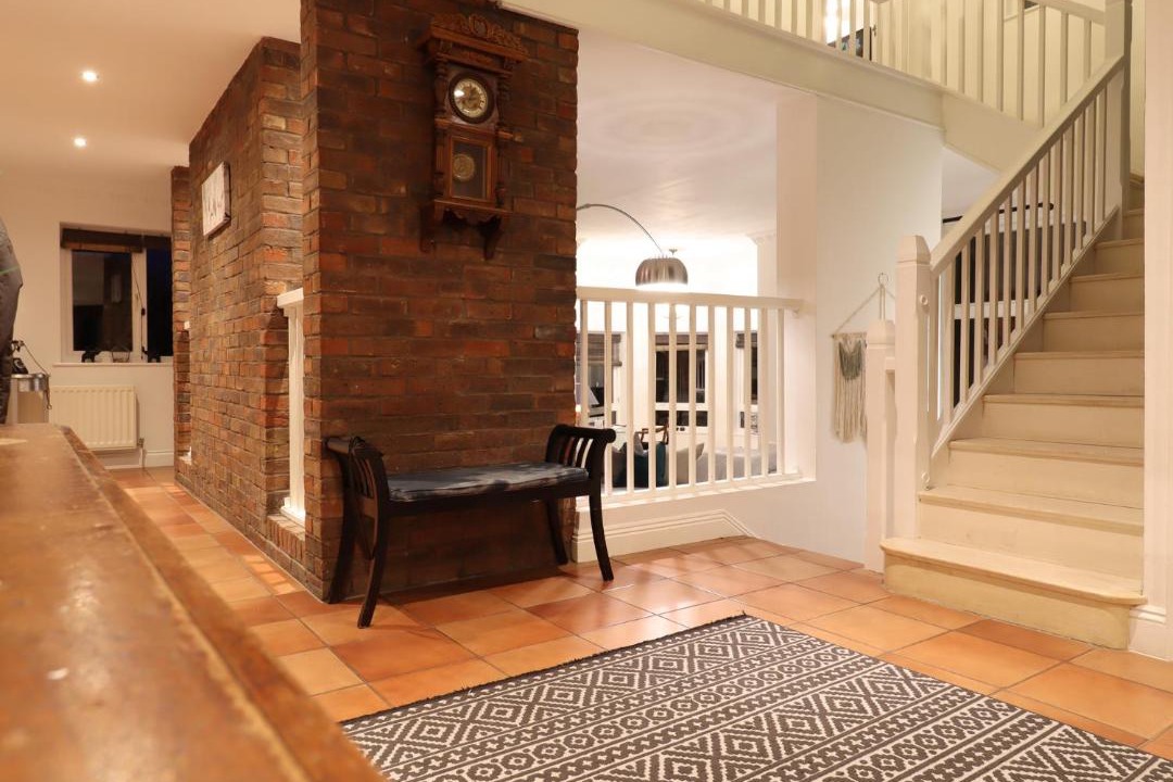 Photo of Others in Farnham Common