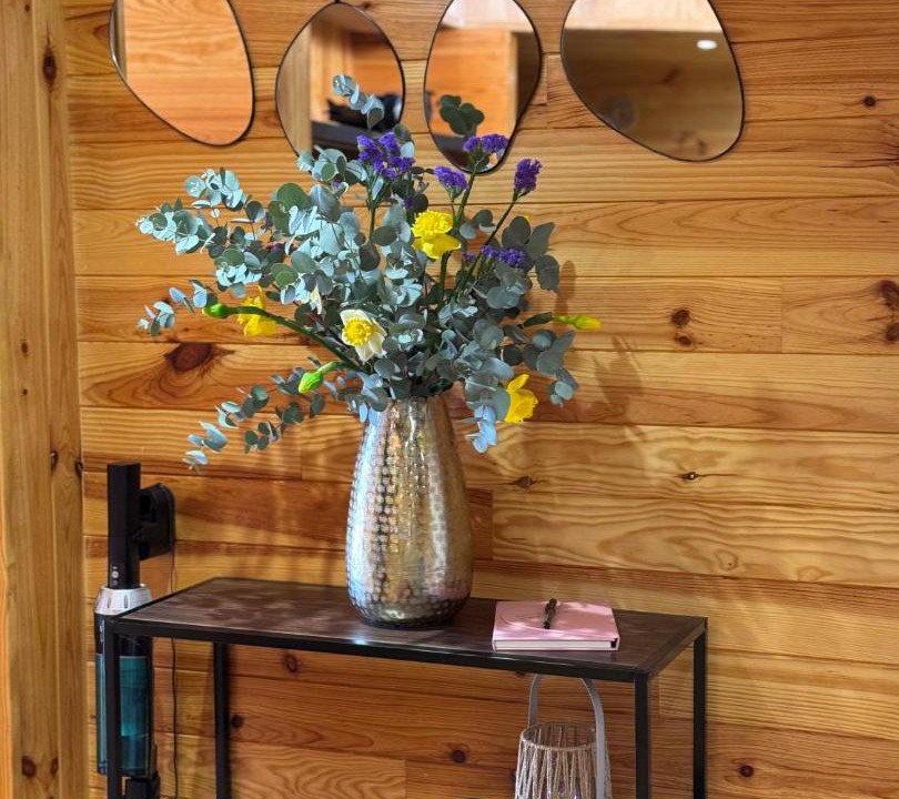 Photo of Others in Sens