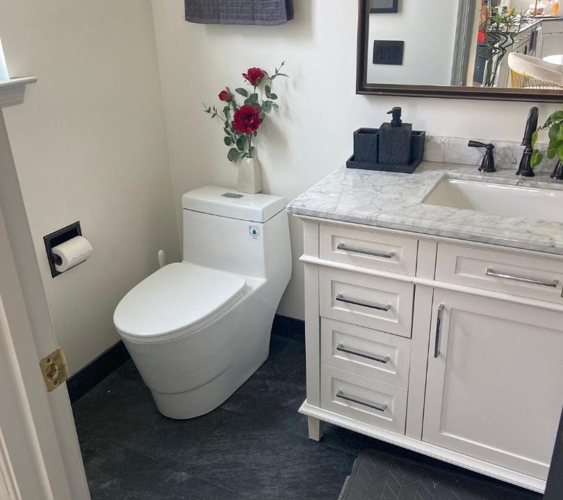 Photo of Bathroom in Stone Tavern