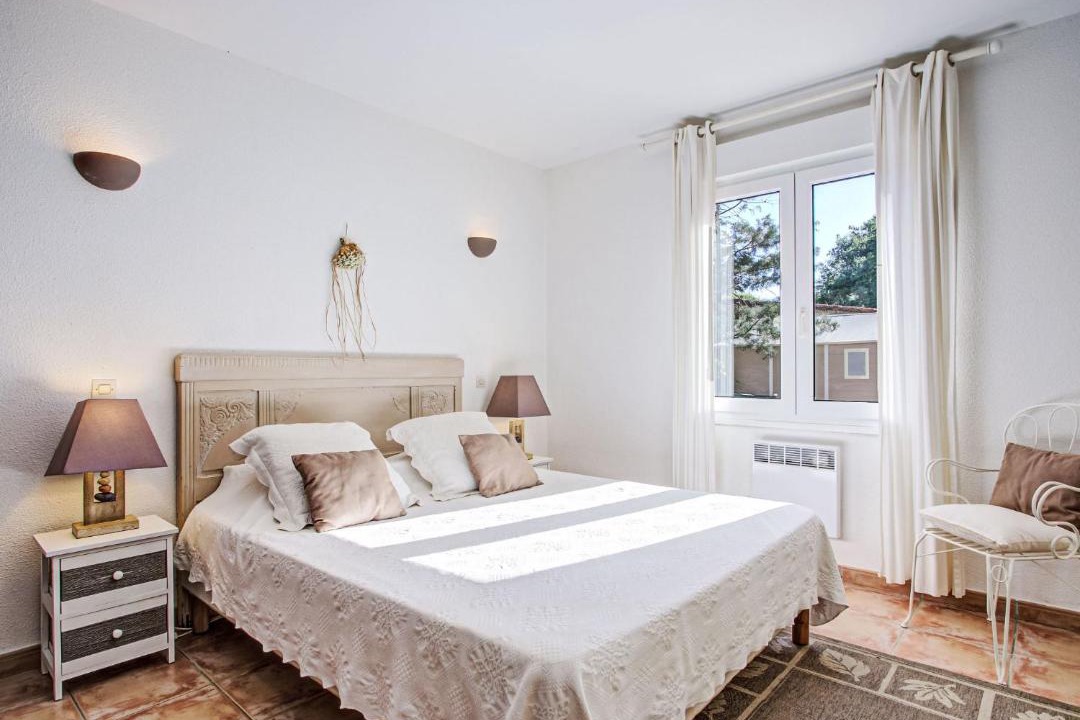 Photo of Bedroom in Montauriol