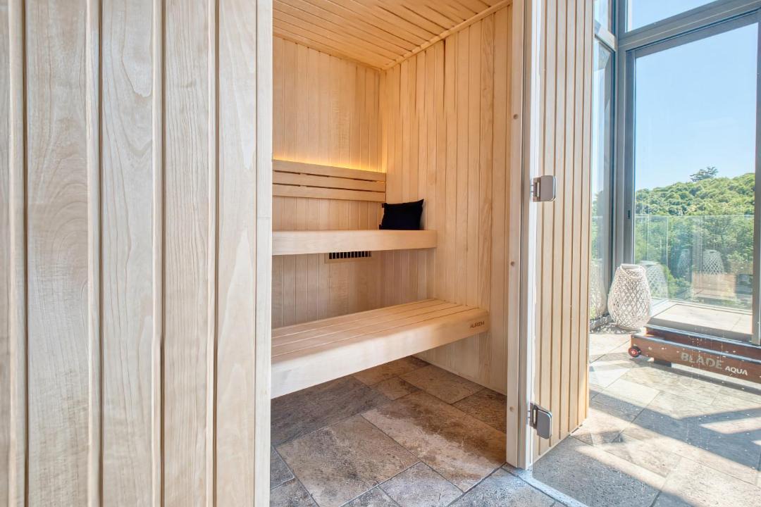 Photo of Others in Sadroc