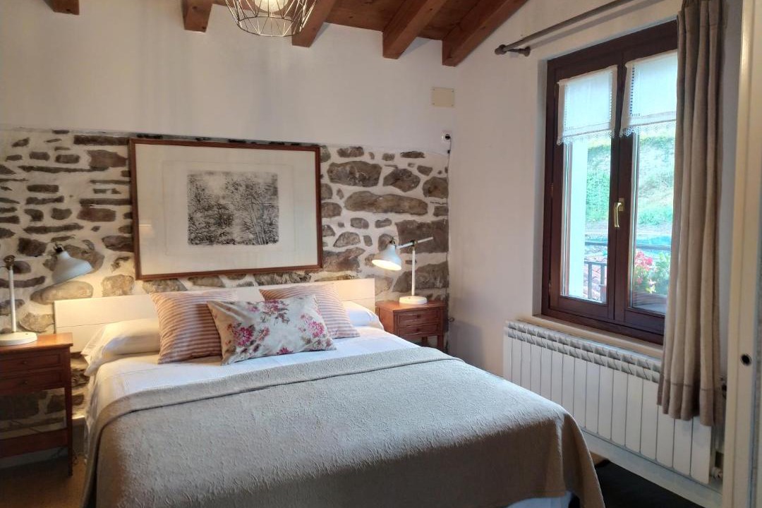 Photo of Bedroom in Doneztebe