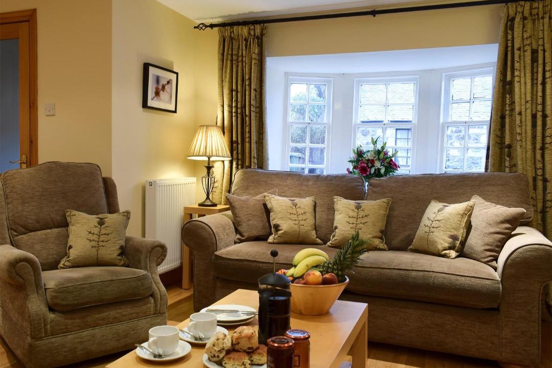 Photo of Livingroom in Dollar