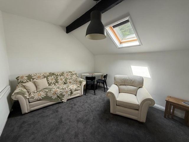 Photo of Others in Easton in Gordano