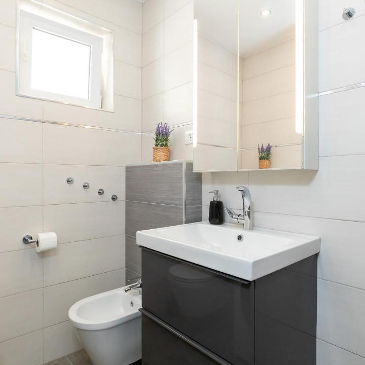 Photo of Bathroom in Mali Maj