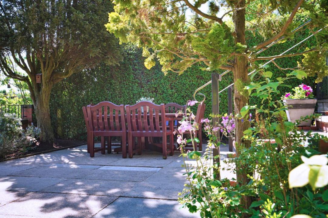 Photo of Others in Ault Hucknall