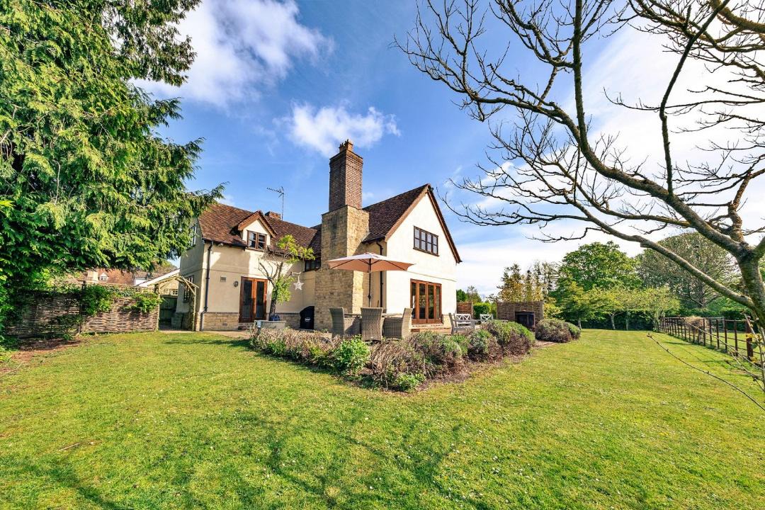 Photo of Others in Beckford