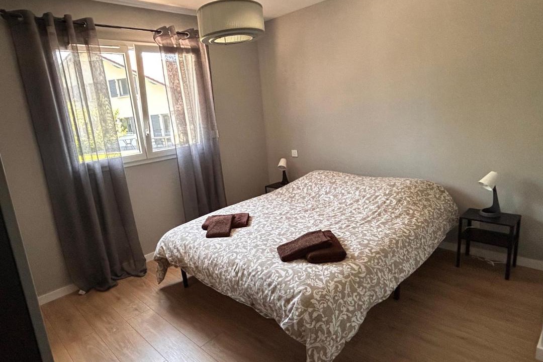 Photo of Others in Les Fins