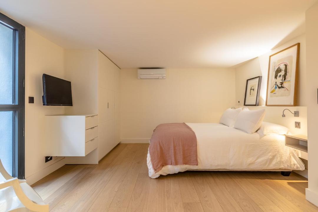 Photo of Bedroom in Biarritz