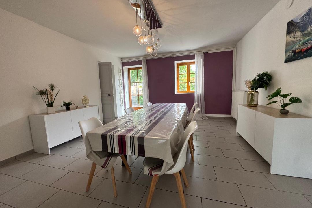 Photo of Others in Decines-Charpieu