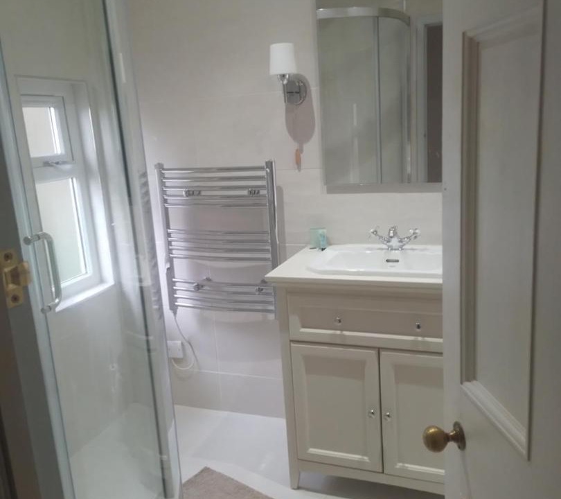 Photo of Bathroom in Kinlochard