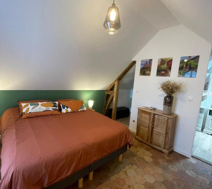 Photo of Bedroom in Le Mont-Saint-Adrien