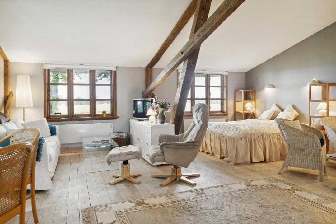 Photo of Others in Fej