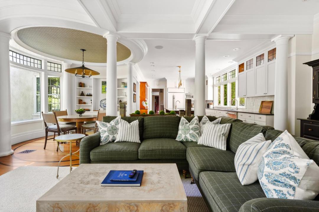 Photo of Livingroom in Dedham
