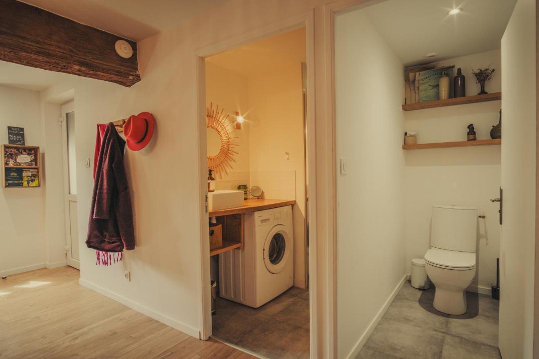 Photo of Bathroom in Saint-Jean-Saint-Maurice-sur-Loire