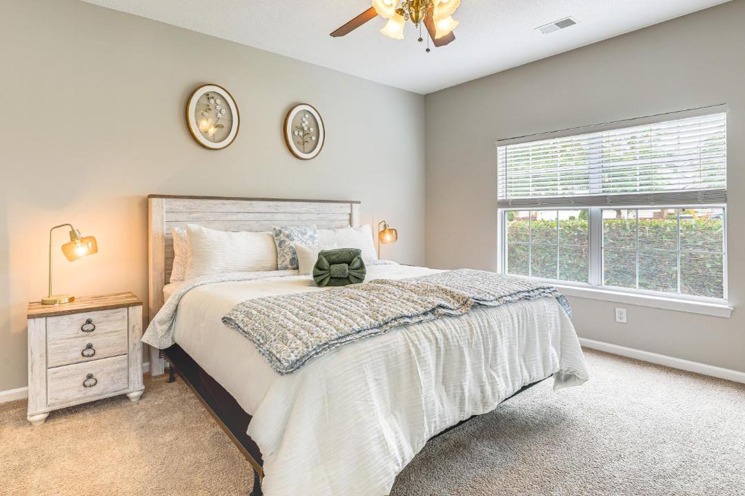 Photo of Bedroom in Red Hill