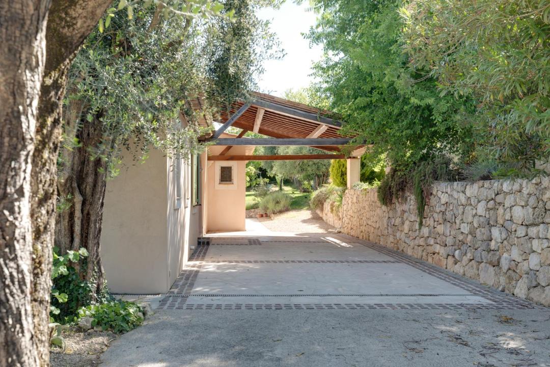 Photo of Others in Grasse