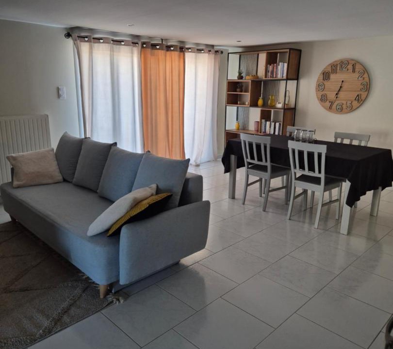 Photo of Others in Venouse