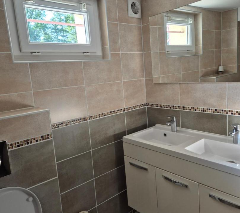 Photo of Bathroom in Venouse