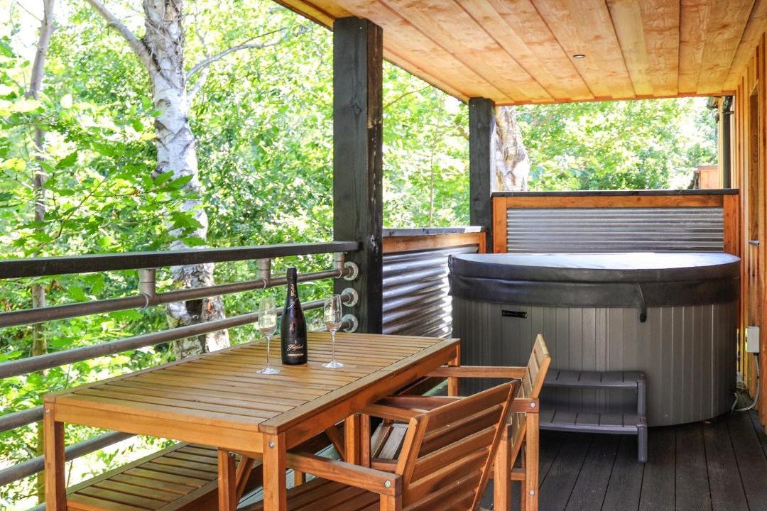 Photo of Others in Bont Newydd