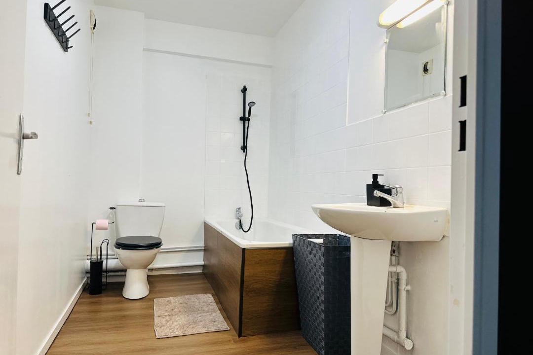 Photo of Bathroom in Nord - Gare