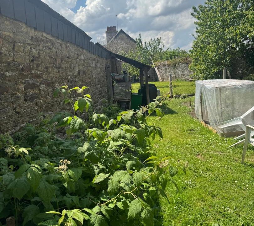 Photo of Others in Antrain