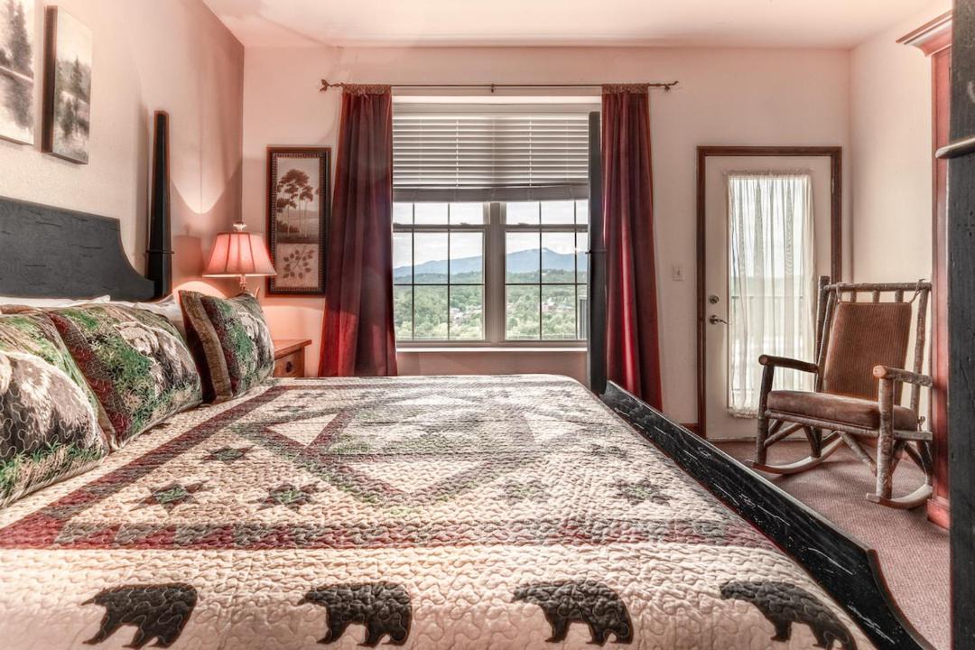 Photo of Bedroom in Pigeon Forge
