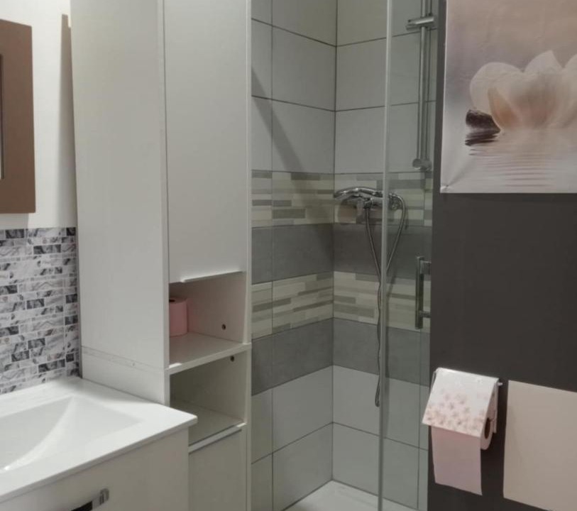 Photo of Bathroom in Villedieu-les-Poeles
