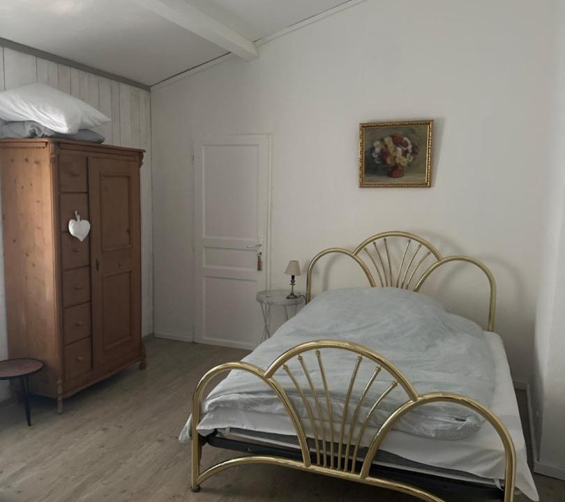 Photo of Bedroom in Louhans