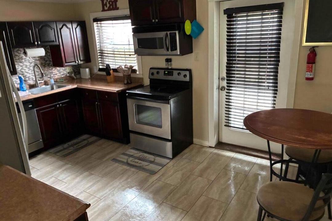 Photo of Kitchen in Wyandotte