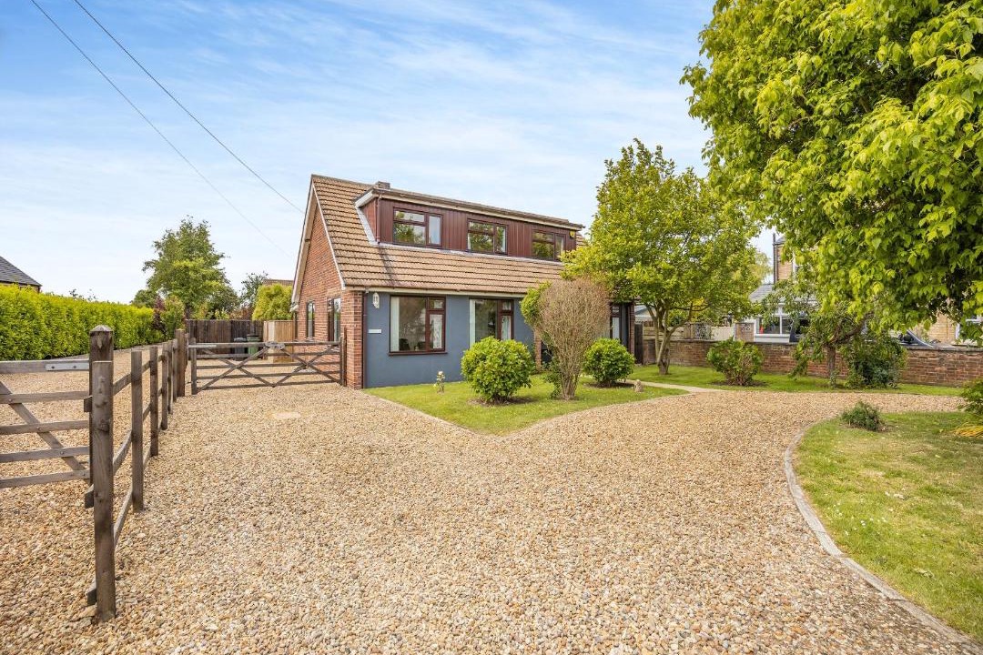 Photo of Others in Tilney Fen End