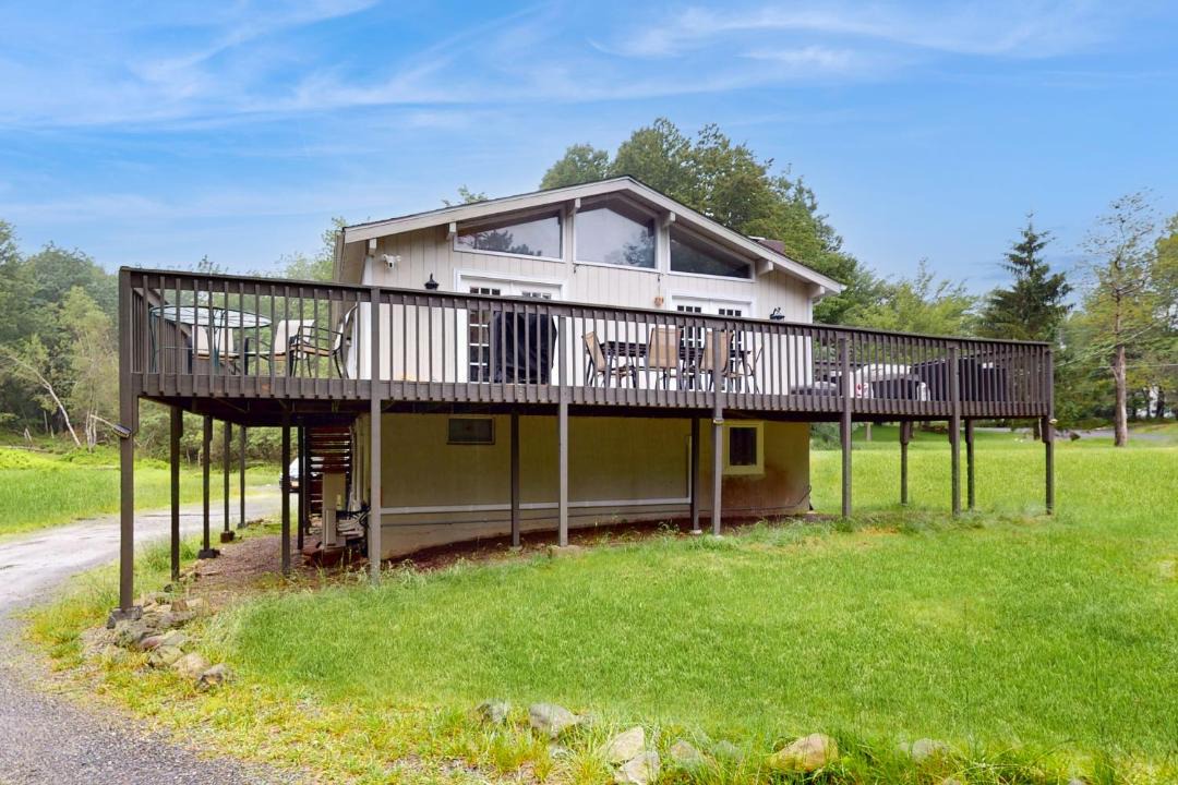 Photo of Others in Long Pond