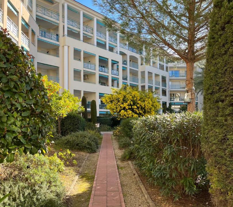 Photo of Others in Golfe Juan